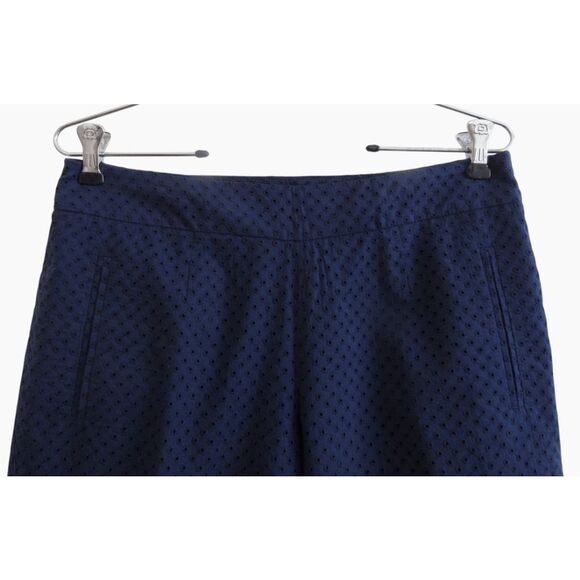 Isaac Mizrahi Crop Pants Sz 4 Navy Blue Swiss Dot - Picture 2 of 6
